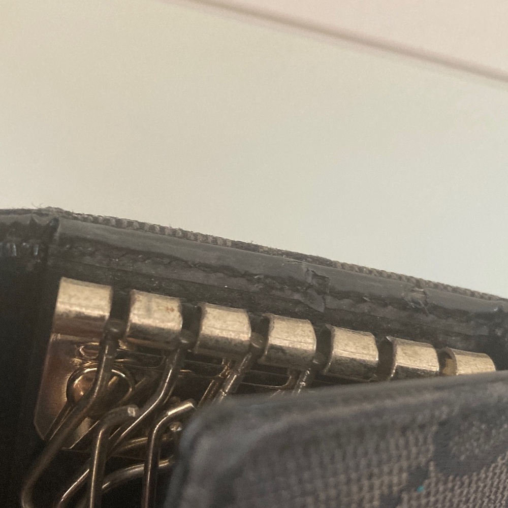 Gucci Dark Monogram Keyholder - image 7